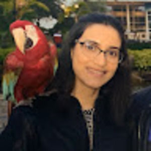 Meet your Posher, Laura maria